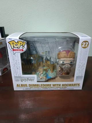 Funko Pop Dumbledore con Hogwarts