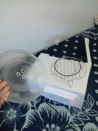 Microondas Bluesky blanco no hago envíos en person