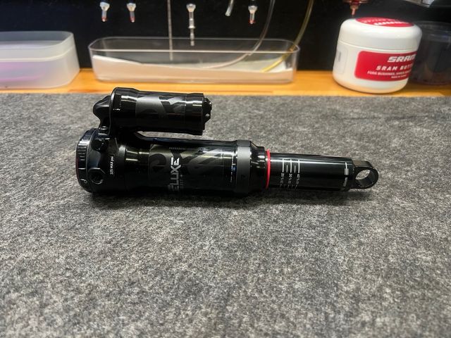 Rock Shox Super Deluxe 205x65mm Select+