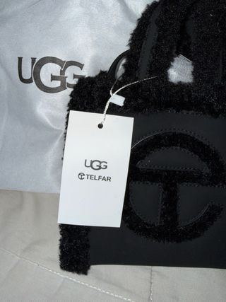 Bolso UGG x Telfar Small Negro