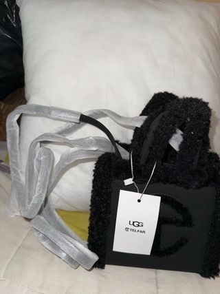 Bolso UGG x Telfar Small Negro