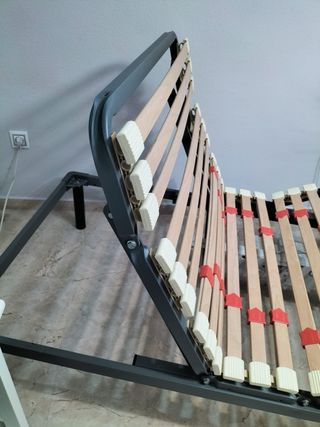 Cama articulada con mando