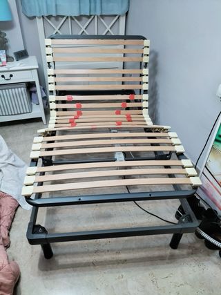 Cama articulada con mando