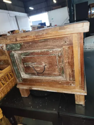 BAUL TALLADO A MANO!!!