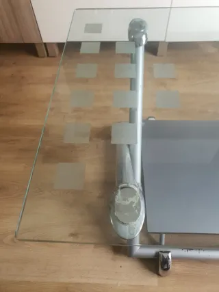 Se regala mesa centro elevable para reparar