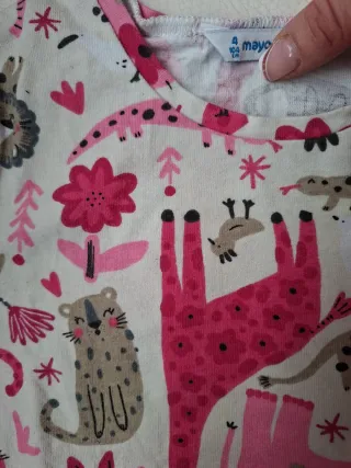 Lote 5 Camisetas Mayoral Niña. Talla 4