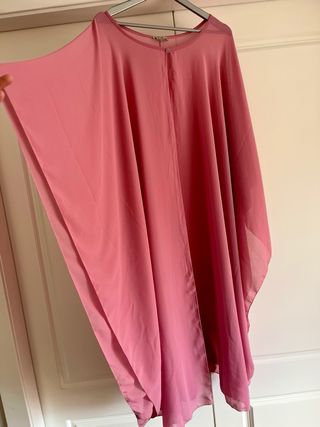 Capa rosa para fiesta o boda