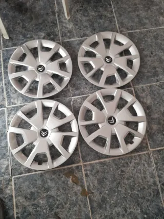 Tapacubos Citroen R16 (4 unidades)