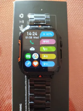 Reloj Inteligente Negro y Naranja