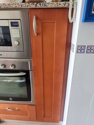 Mueble de cocina madera despensero