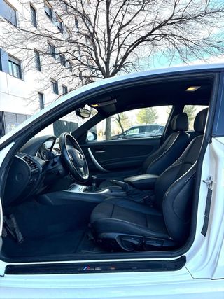 ! BMW SERIE 118D AÑO 2008 PAQUETE M !