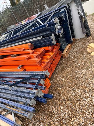 Lote Estanterías Industriales Metálicas