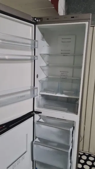 Frigorífico Combi bohss.semi nuevo