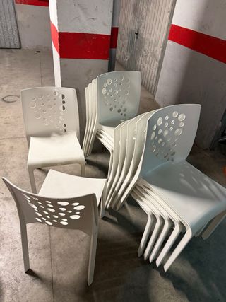 Sillas Blancas Apilables Diseño Moderno