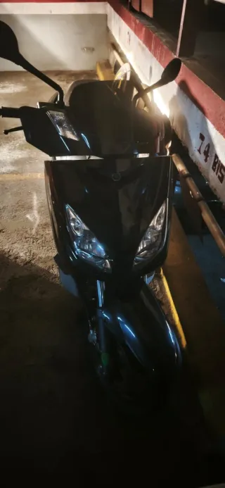 Yamaha 125 Scooter Automática