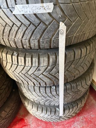 Neumático michelin y llanta Volkswagen Crafter