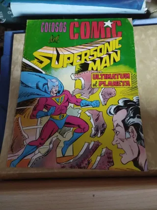 Tebeo años 70-80 Comic colosos del supersonic Man