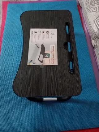 Mesa escritorio portátil para cama/sofá.