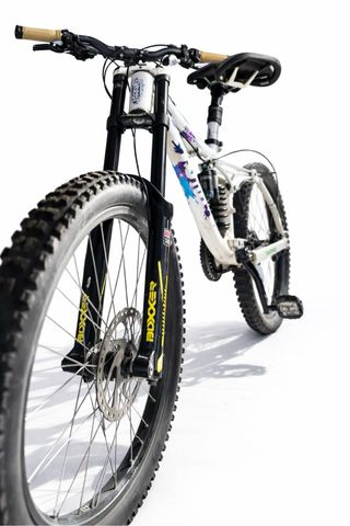 Bicicleta Kona Descenso / Freeride