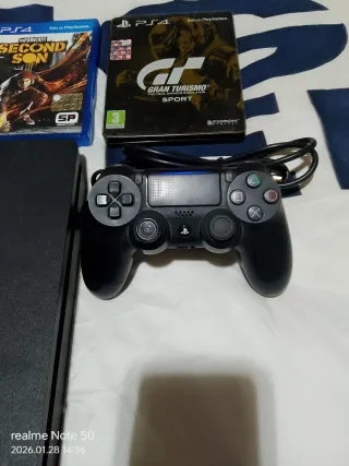 Lote PS4 con 9 juegos y mando
