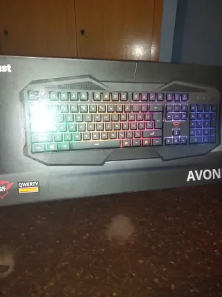 Teclado Gaming Trust RGB Nuevo