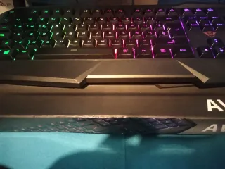 Teclado Gaming Trust RGB Nuevo