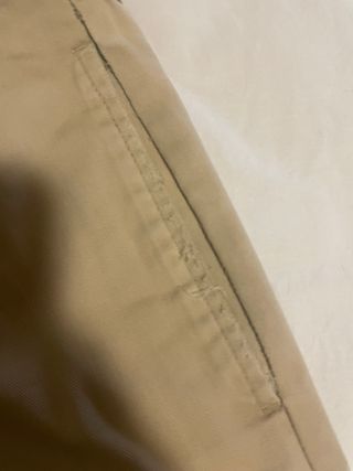 Pantalón chino beige