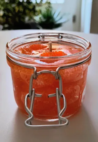 Candela Confettura di mandarini iperrealistica