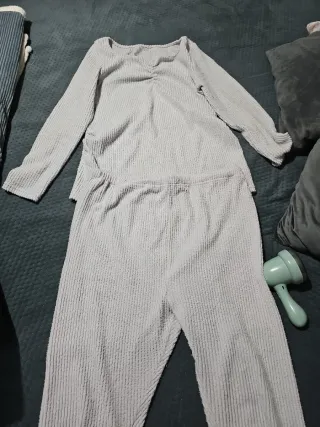 Conjunto premamá  canalé