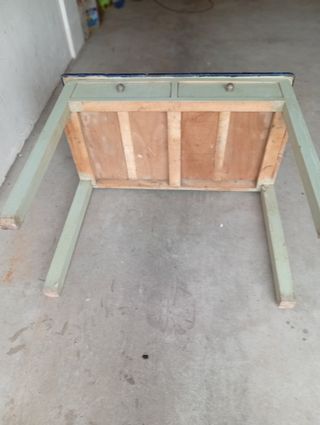 ANTIGUA MESA DE COCINA O TOCINERA