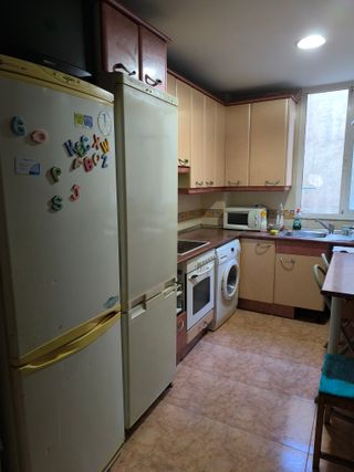 ALQUILER HABITACIÓN PAREJA PZA SAN FRANCISCO.