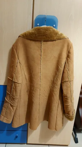 Cappotto beige marrone con pelliccia