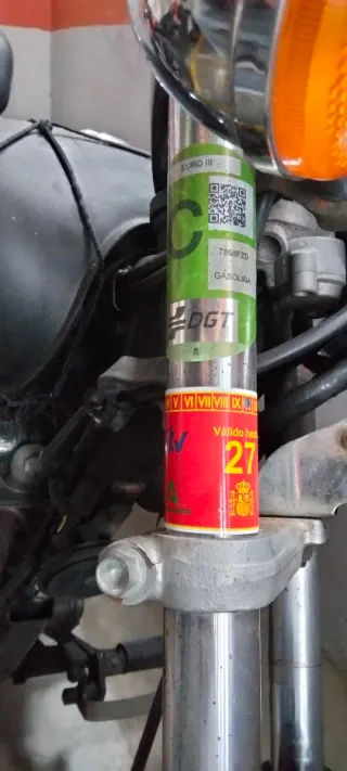 Suzuki GZ 125 Intruder ITV pegatina C