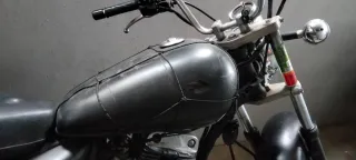 Suzuki GZ 125 Intruder ITV pegatina C