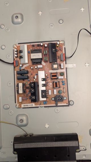 TV Samsung 55" y  LG 32” Para despiece