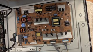 TV Samsung 55" y  LG 32” Para despiece