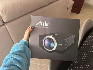 Proyector Artlii Vivi Plus Theater Negro/Plateado