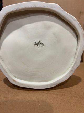 Figura de arte mujer desnuda