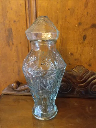 Botella licor antigua cristal tallado