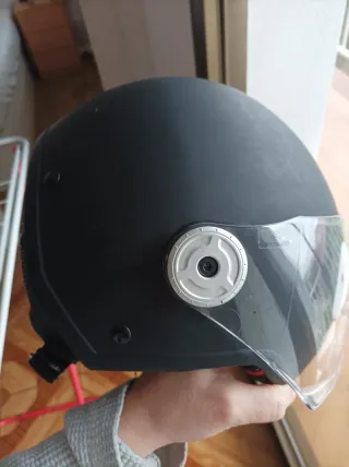 Casco de moto negro