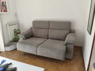 Sofá gris