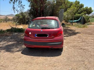 Peugeot 207 2006