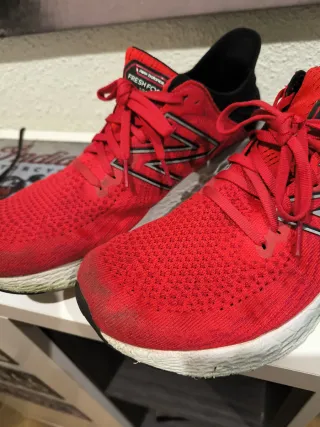 Zapatillas New Balance 1080 Rojas y Negras