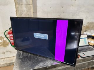 - Cecotec TV, Televisor LED de 40 Pulgadas con R