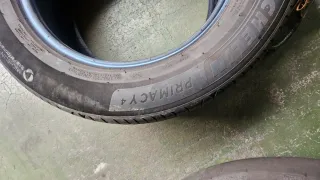 215/65-17 Michelin
