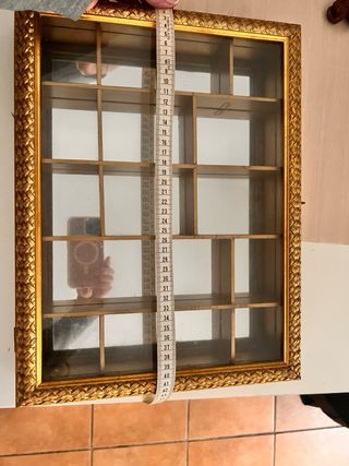 Vitrina expositora vidrio,made33x42 con miniaturas