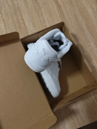 Sneakers Puma bianche taglia 31