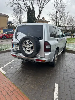 Mitsubishi Montero 2001