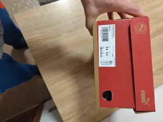 Sneakers Puma bianche rosse taglia 38.5 nuove