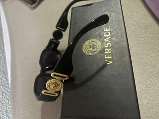 Gafas de Sol Versace Negras y Doradas